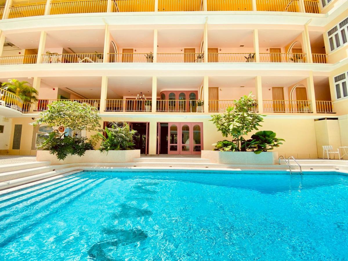 Miami Hotel Bangkok - SHA Plus Bagian luar foto